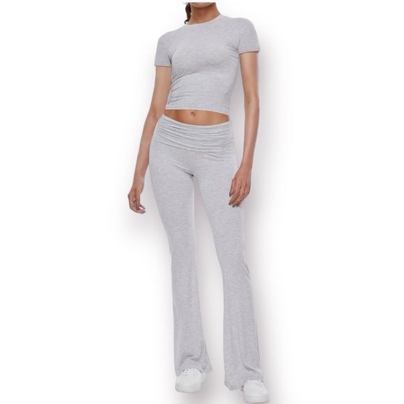 WOMEN’S Two Piece Lounge Set Grey Foldover Flare XL NWOT - Picture 1 of 9